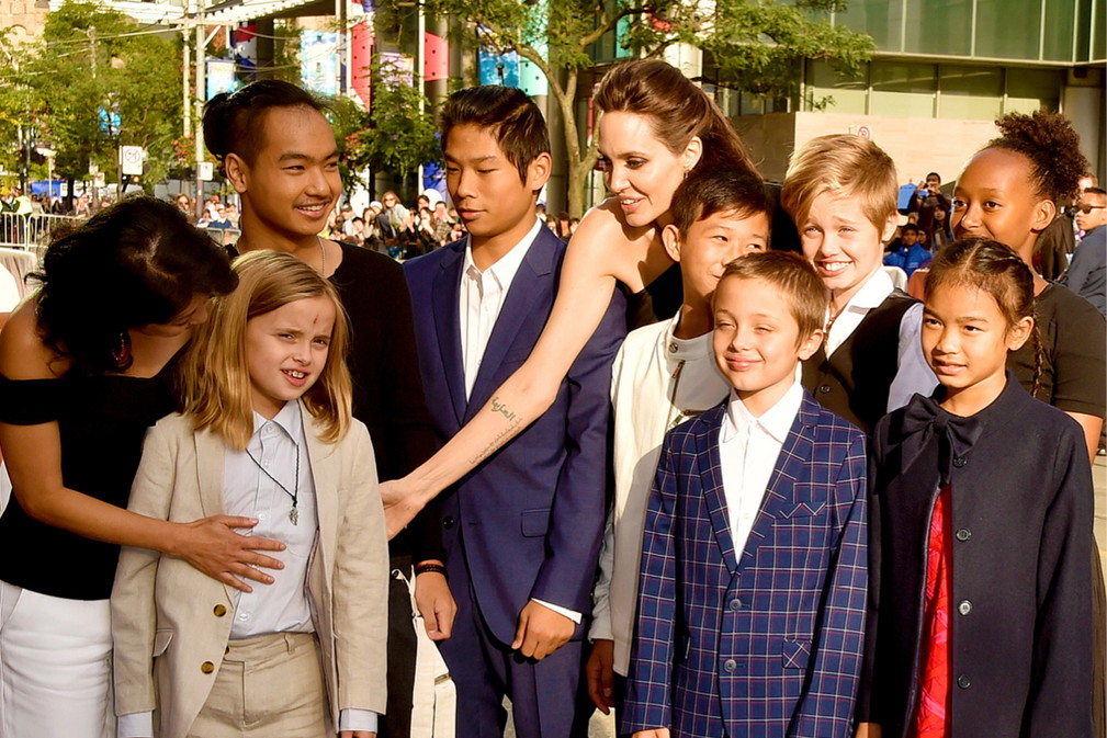 Angelina Jolie straci prawo opieki nad dziećmi przed Brada Pitta?