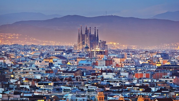 barcelona-398358-GALLERYBIG-5518b4f