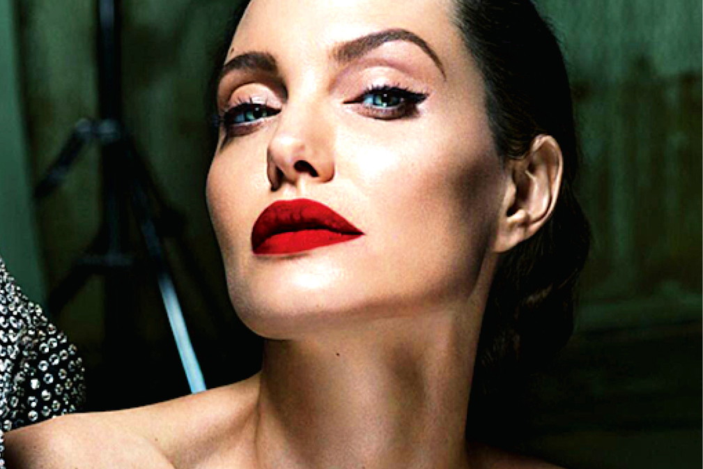 Angelina Jolie będzie pracować z Justinem Therouxem, byłym mężem Jennifer Aniston