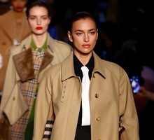 Co to za trend „modest fashion”?
