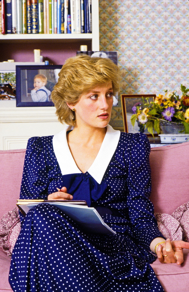 Diana At Home In Kensington Palace