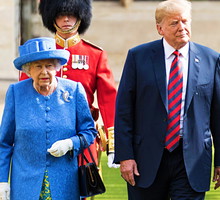 królowa Elżbieta II podczas wizyty Donalda Trumpa