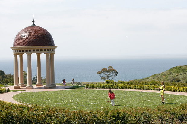 Giuliana and Bill Rancic Visit Resort at Pelican Hill