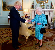 Boris Johnson i królowa Elżbieta II, spotkanie z królową