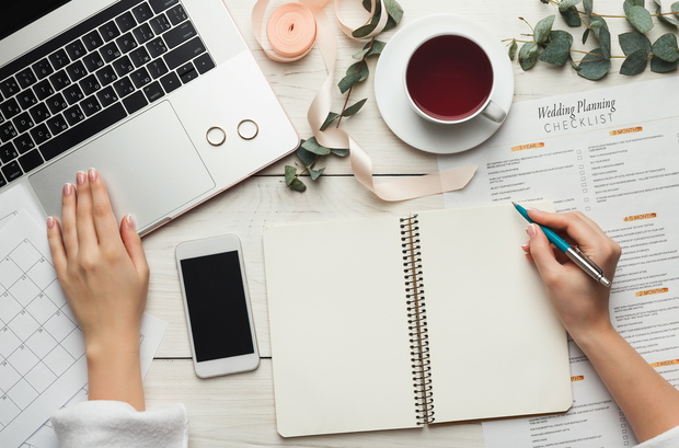 Bridal background with planner checklist