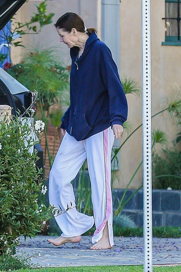 Geena Davis sprz?ta na bosaka