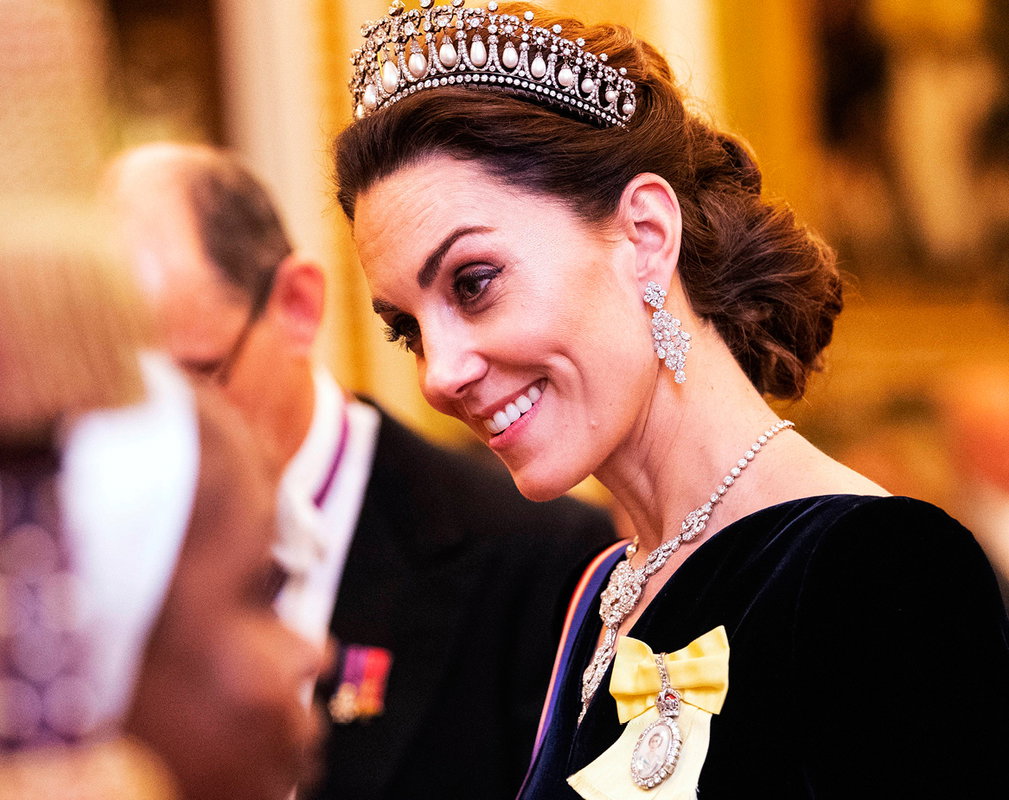 Księżna Kate w tiarze