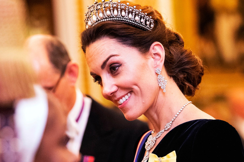 Księżna Kate w tiarze