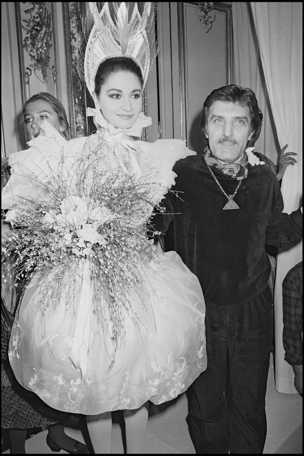 ARCHIVES - CAROLINE DE MONACO CHEZ UNGARO - 1982