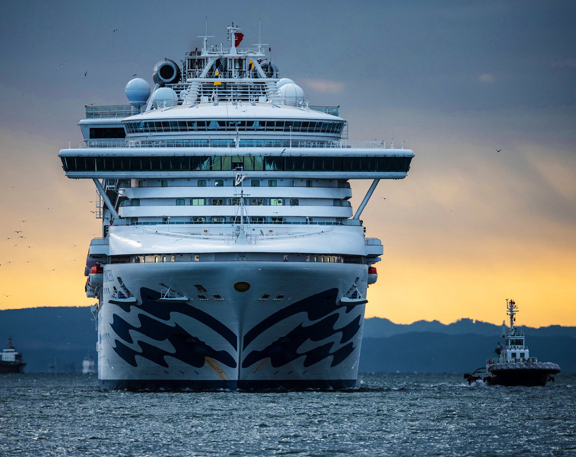 statek wycieczkowy Diamond Princess z koronawirusem