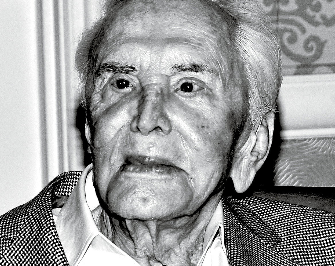 Kirk Douglas