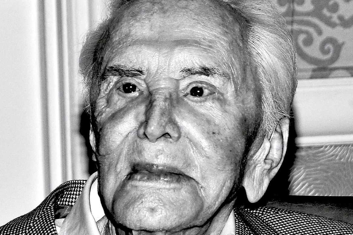 Kirk Douglas