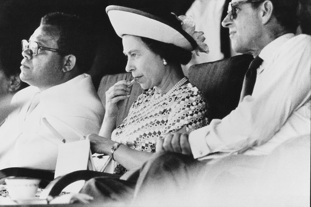 Queen In Fiji