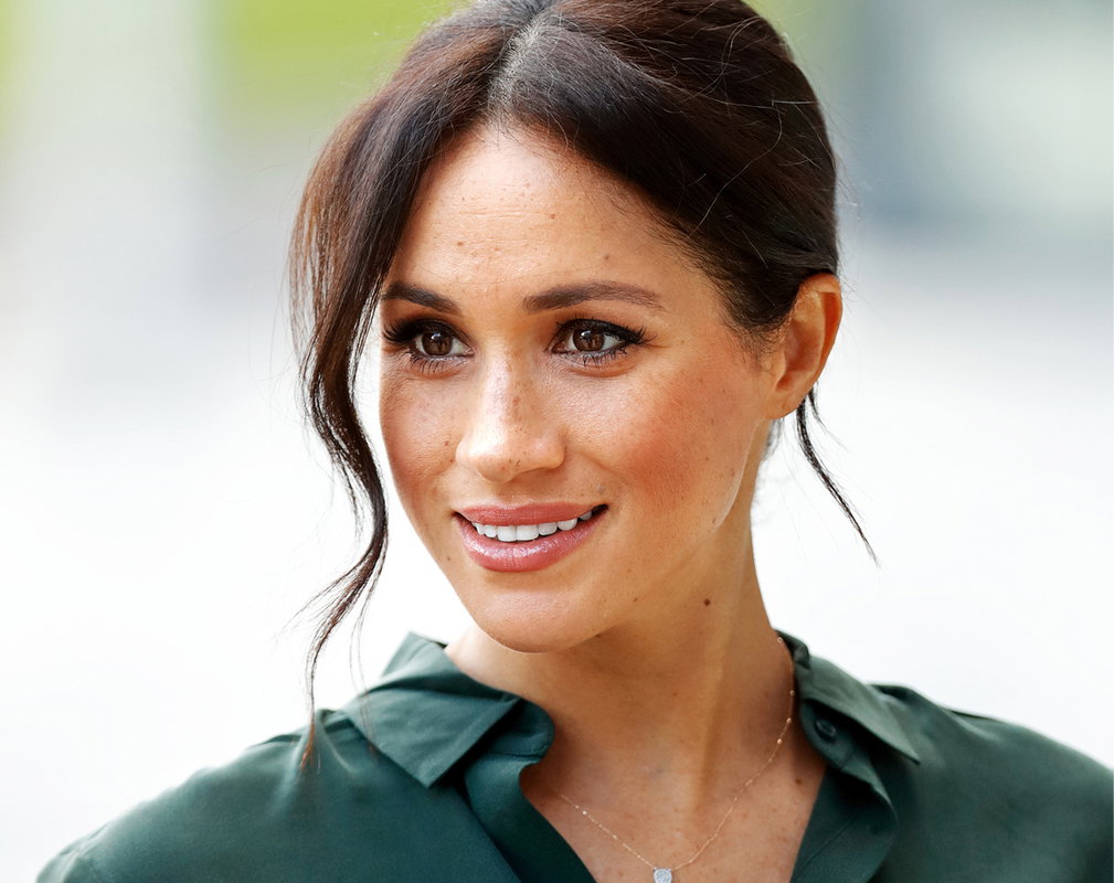 księżna Meghan łysieje, Meghan fryzura, Meghan upięcie