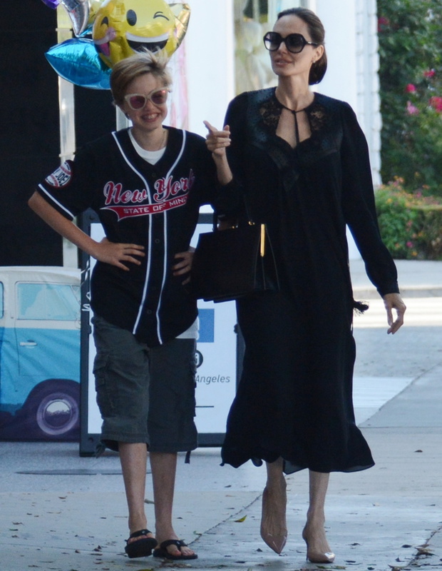 Angelina Jolie z córkami