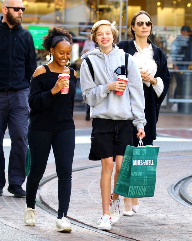 EXCLUSIVE: Angelina Jolie takes daughters, Zahara and Shiloh for last minute Christmas shopping at The Grove