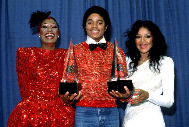 Michael Jackson receives American Music Awards
