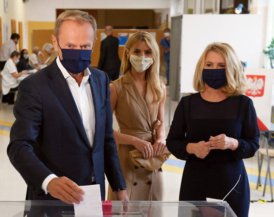 Wybory prezydenckie 2020: Kasia Tusk, Donald Tusk, Małgorzata Tusk
