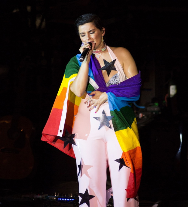 Kelly Osborne i Nelly Furtado wspieraj? ?rodowisko LGBT