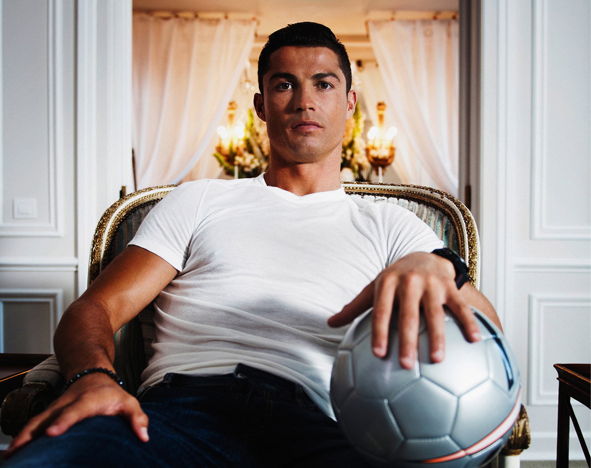 cristiano-ronaldo-auto-kupil