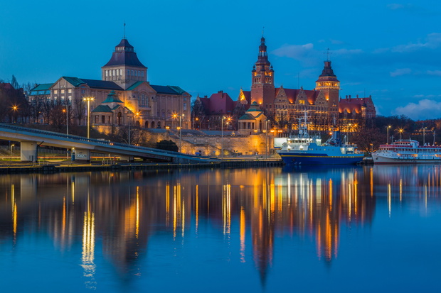 Szczecin | Wały Chrobrego | by night