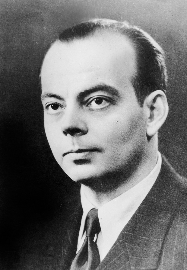 Antoine de Saint- Exupery