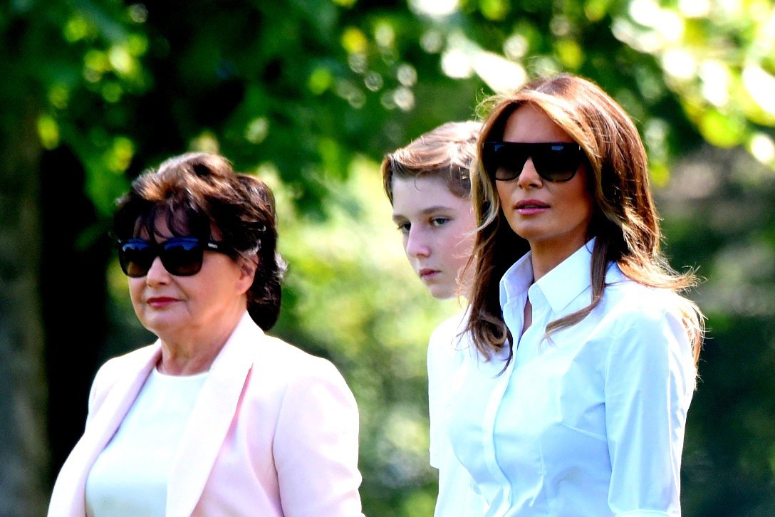 Melania Trump, Amalija Knavs