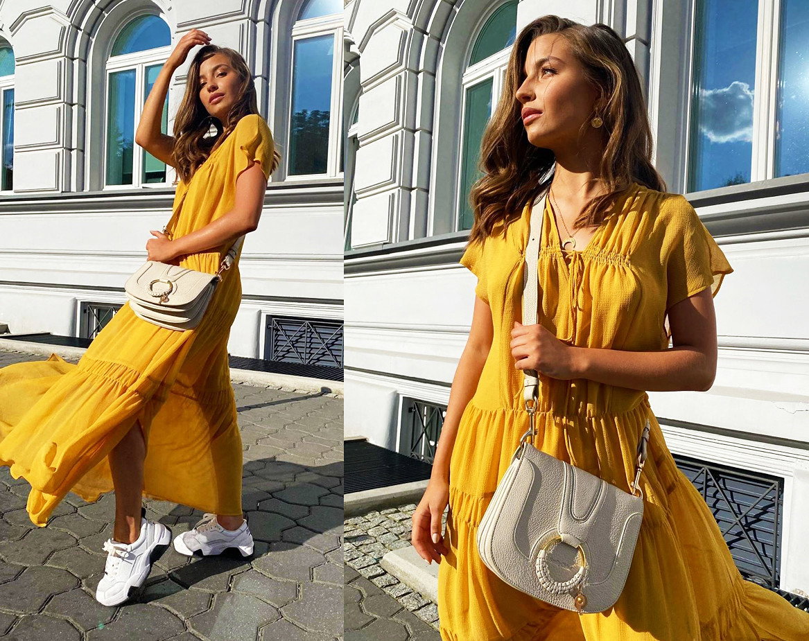 trendy-na-jesien-2020-julia-wieniawa-w-modnej-sukience-maxi-i-sneakersach-z-zalando