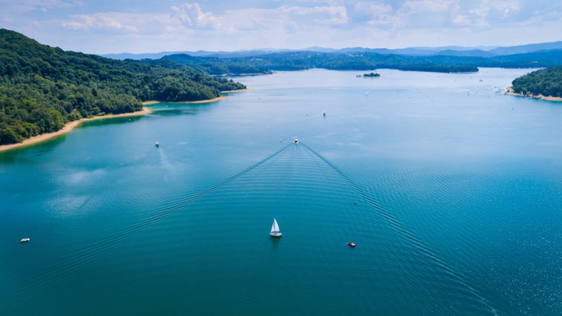 Sailboat on beautiful Solina lake