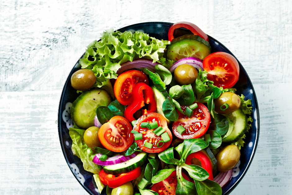 szybkie-salatki-w-10-minut