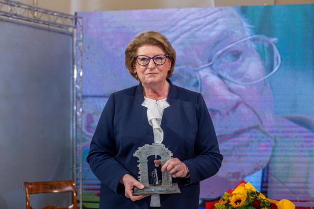 Hanna Suchocka laureatk? nagrody Jana Nowaka-Jeziora?skiego
