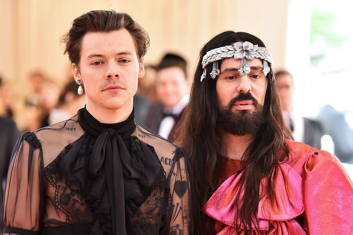 gucci-zamiast-pokazu-kolekcji-wyprodukowal-serial-wystapia-w-nim-harry-styles-i-billie-eilish