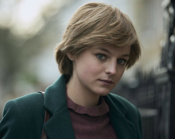 EMMA CORRIN THE CROWN