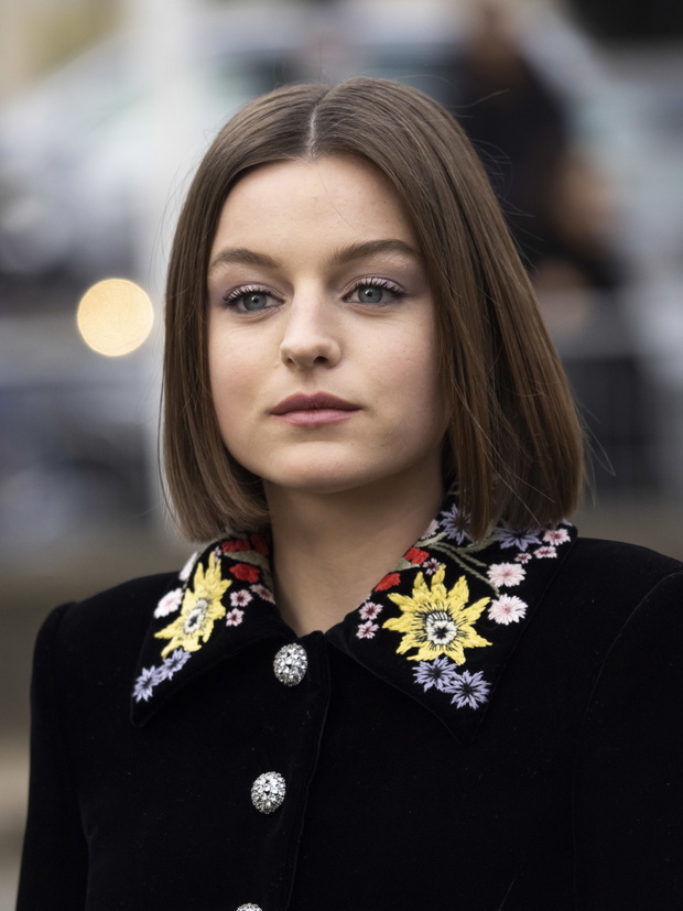 Celebrity Sightings - Paris Fashion Week Womenswear Fall/Winter 2020/2021 : Day Nine