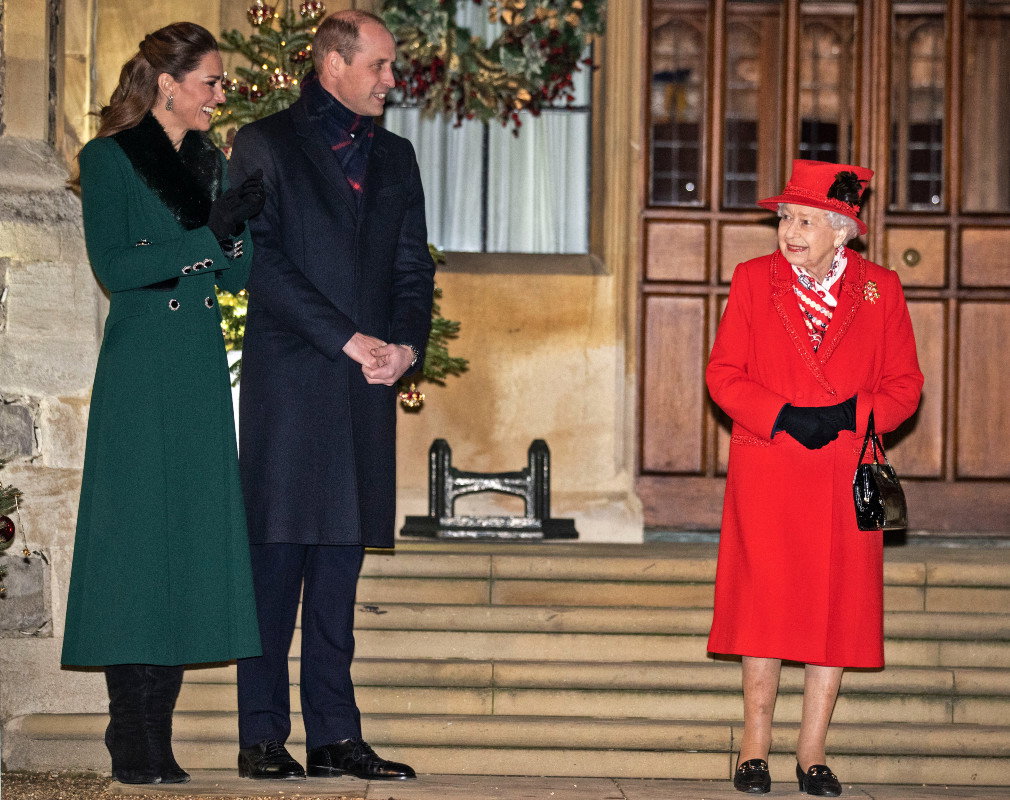 Królowa Elżbieta II, księżna Kate, książę William