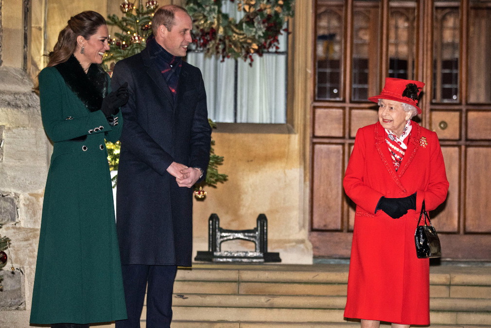 Królowa Elżbieta II, księżna Kate, książę William