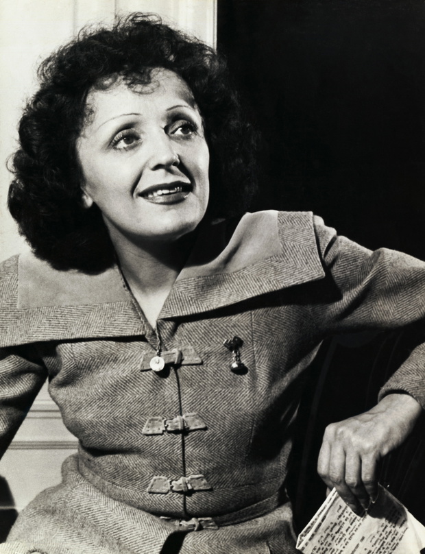 French Cabaret Singer Edith Piaf