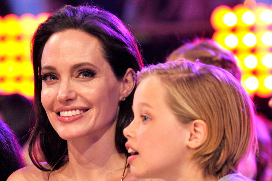 Angelina Jolie, Shiloh Jolie-Pitt, John Jolie-Pitt