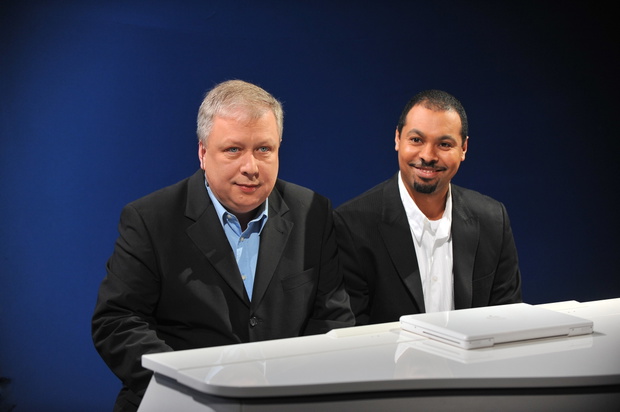 Marek Sierocki, Robert Osam