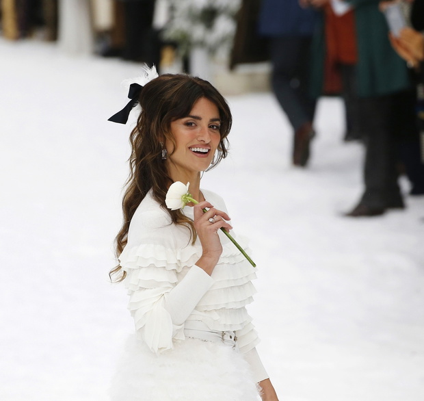 Chanel : Runway - Paris Fashion Week Womenswear Fall/Winter 2019/2020