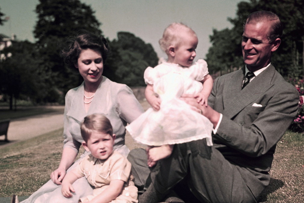 GettyImages-515428964, Elżbieta II, książę Filip, dzieci