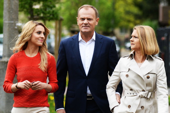 EN_01173338_0005, Kasia Tusk, Donald Tusk, Małgorzata Tusk, 2015 rok