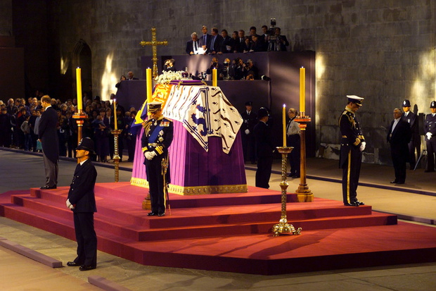 Queen Mother's Body Lies In State