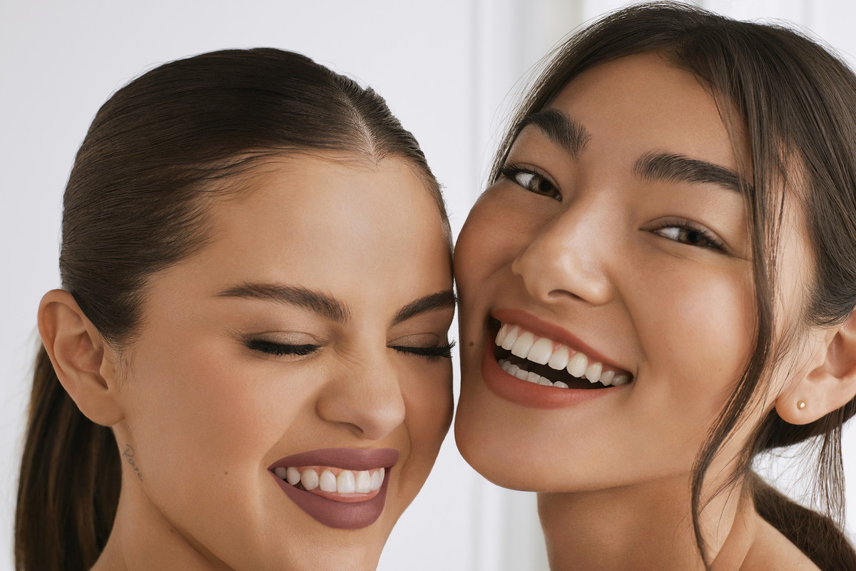 Gates_Rare_Selena_Jess_Duo_Shot12_048_F6
