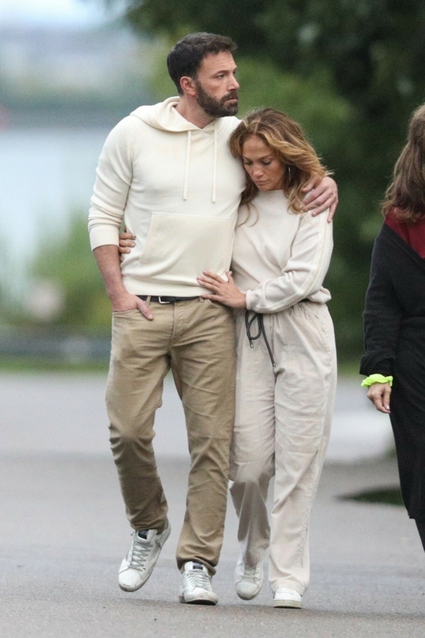 Jennifer Lopez i Ben Affleck id? na spacer
