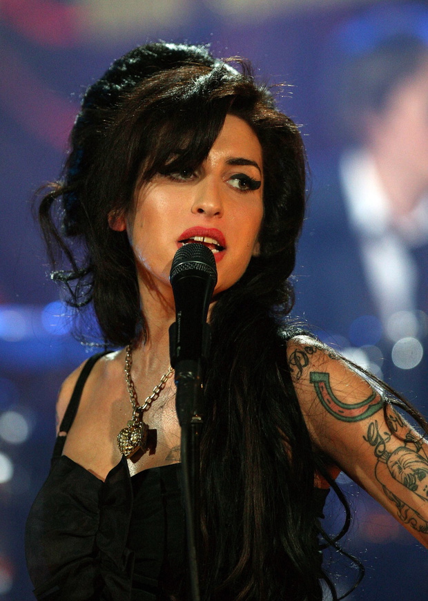 Amy Winehouse Performs For Grammy's Via Video Link