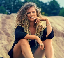 Joanna Liszowska, VIVA! 15/2021 sierpień