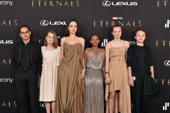 Angelina Jolie z dziećmi