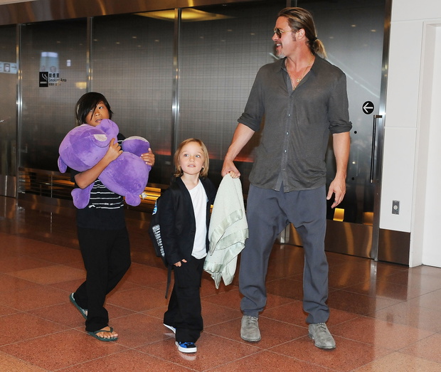 Angelina Jolie And Brad Pitt Arrive In Tokyo