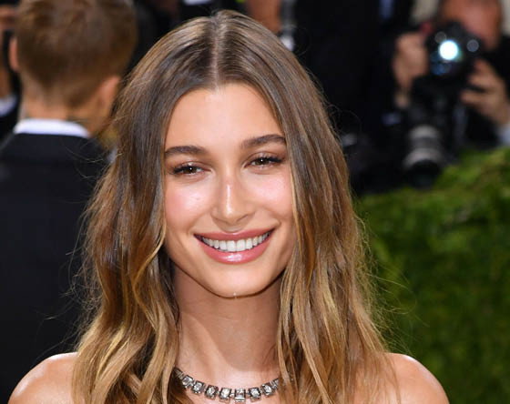 hailey bieber2